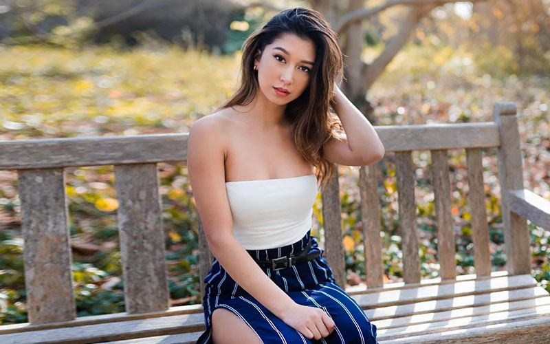 yemeni mail order bride resting